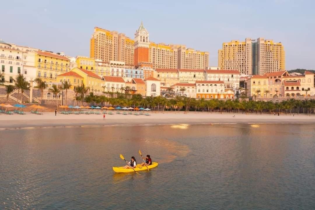 Hotel Khach San Chia Khoa Vang - Mien Phi 2 Xe Dap 1 Phong Tham Quan Dia Trung Hai - Tt Hoang Hon Phú Quý Zewnętrze zdjęcie