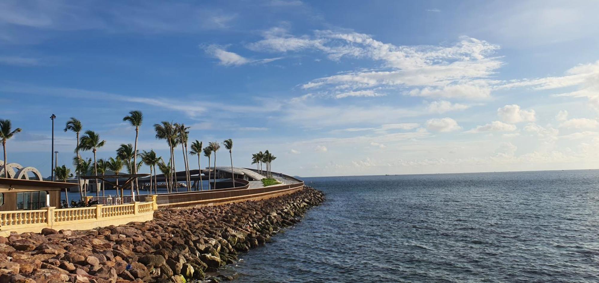 Hotel Khach San Chia Khoa Vang - Mien Phi 2 Xe Dap 1 Phong Tham Quan Dia Trung Hai - Tt Hoang Hon Phú Quý Zewnętrze zdjęcie